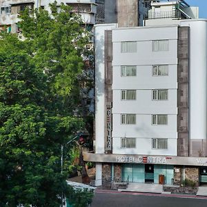 Hotel Centra